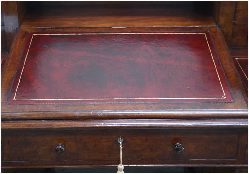 4020 Antique Victorian Dickens Desk (7)
